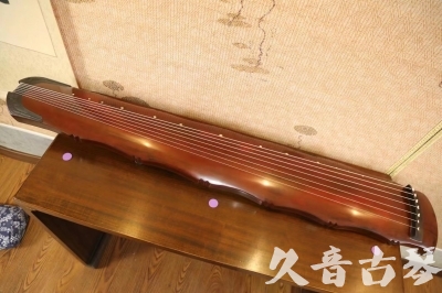 四川省●久音古琴  ●典藏系列 20230807 [红洒金竹节]